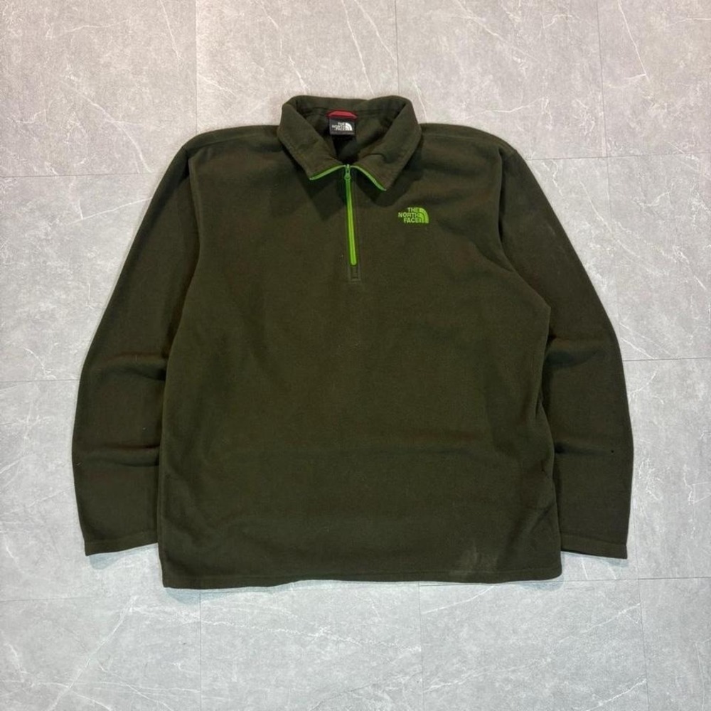 The North Face green fleece quarter zip #outdoor #fleece